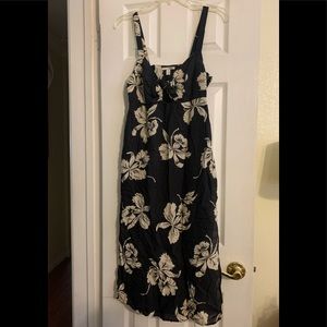 Women amuse society dress